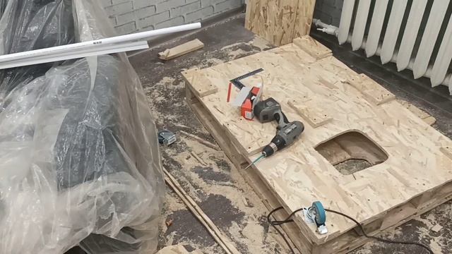 Как сделать передвижной подиум под педикюрное кресло Реклайнер своими руками!!!