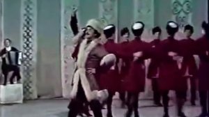 Осетинский шуточный танец «Сой» (ансамбль «Алан»)