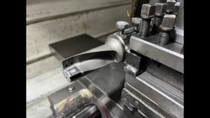 Универсальный инструмент на универсальном станке или пробка для канистры  1 ч.