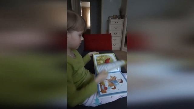 обнимемребенкаскнигой  Автор книги Л. Данилова  Семнадцать историй и сказок