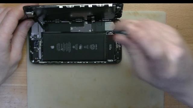 замена аккумулятора iphone 7 plus смотреть онлайн