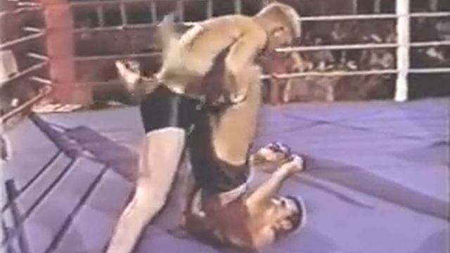 03 Sergei Kharitonov vs Roman Savochka Brilliant 2 Yalta's Brilliant 2000 смотреть онлайн