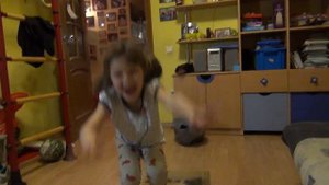 Настя делает гимнастику. Nastya does gymnastics.