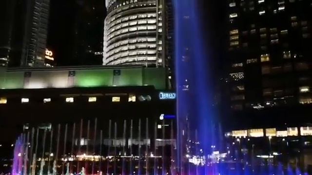 Water Fountain Show | Symphony Lake | SURIA KLCC Park | Kuala Lumpur | Malaysia смотреть онлайн