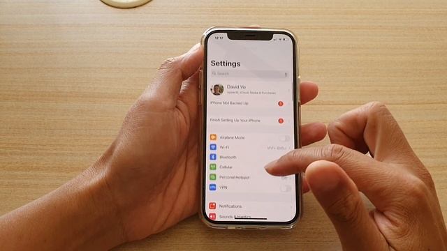 iPhone 12/12 Pro: How to Enable/Disable Automatic Downloads of Apps смотреть онлайн