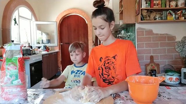 РЕЦЕПТ ВЕНСКОГО ПИРОГА С ВАРЕНЬЕМ