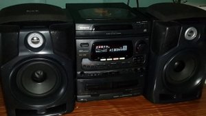 Aiwa Nsx-520 con Speaker Aiwa Sx-fnv800 (1080p)