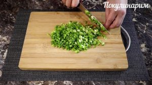 Салат из печени трески с соленым огурцом на НОВОГОДНИЙ стол! Очень вкусный и сытный!