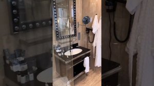 Обзор отеля Majestic Boutique hotel 4* DeLuxe, Санкт-Петербург (улучшенный номер прозрачная душевая