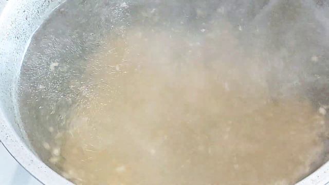 Рассольник быстро, вкусно и полезно! Rassolnik soup. @aelita.a смотреть онлайн