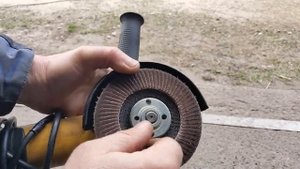 Что делать?Если новый амортизатор,при замене,не входит в место крепления,на Honda Partner