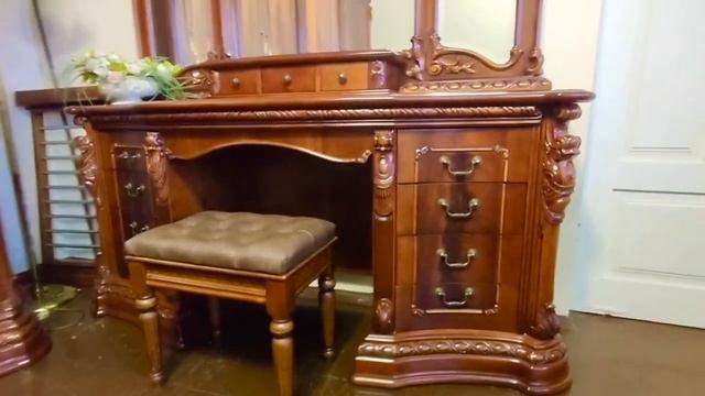 Спальный гарнитур Carpenter!Дерево!