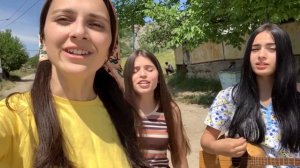 Trio Mandili - Mudam shen mekvarebi (I will always love you)