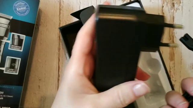 Kemei 2850. Машинка для стрижки волос с AliExpress. Распаковка. Обзор смотреть онлайн