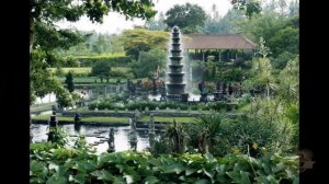 Храмовый комплекс Пура Улан Дану