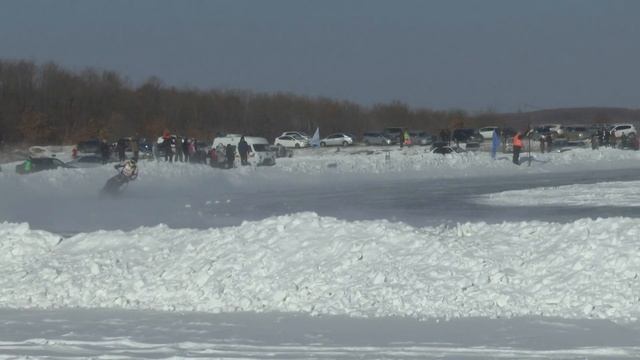 Открытый Чемпионат Приморского края по мотогонкам на льду. Часть 1. смотреть онлайн