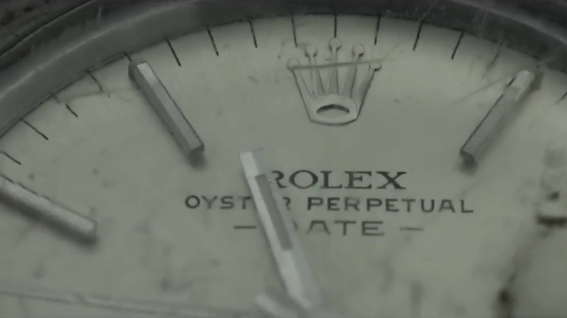 Реставрация старинных часов Rolex Oyster Perpetual Date - Ref 1500 Калибр 1570 смотреть онлайн