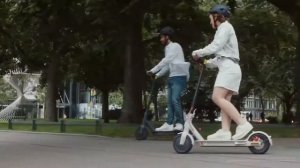 Электросамокат Xiaomi Mi Electric Scooter 3