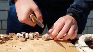 Тест дамасского ножа. Нож "Русский" от мастерской "Кузница Медведь"