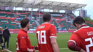 ТРЕНЕР Амкала на ПОЛЕ! // микрофон на ИВАНЫЧЕ