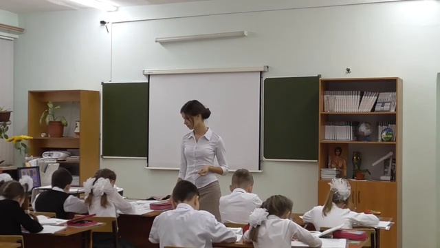 Мясникова Кристина Геннадьевна. Соколов - Микитов "Узоры на снегу" смотреть онлайн