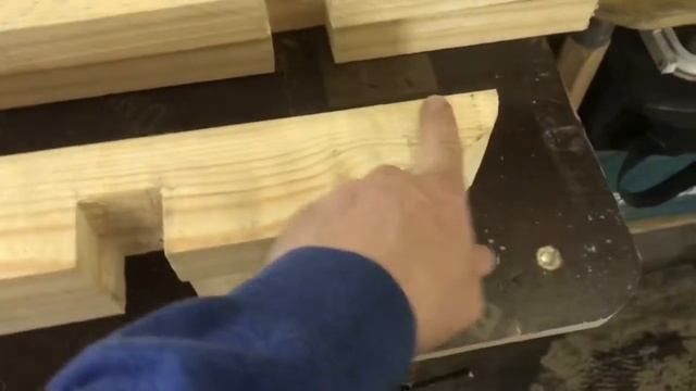 Стол с резными ножками своими руками. Часть 1 смотреть онлайн