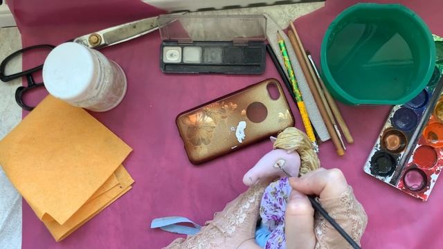 Прорисовка мордочки лошадки с помощью трафарета смотреть онлайн