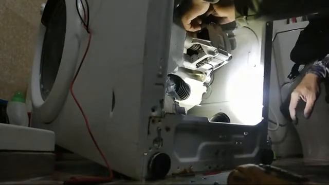 Washing machine Repair Candy Change Carbon Brush смотреть онлайн