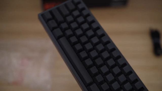 Tech Dash | Leopold FC660C Silent Topre Switches Unboxing and Typing Test смотреть онлайн