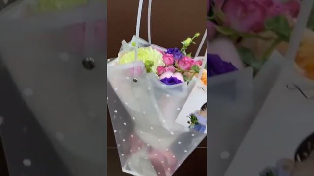 Подарочный пакет от Maxflora Buket #доставкацветов #раменское #букет #букеты #цветыраменское #цветы