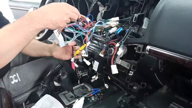 ВИДЕОИНСТРУКЦИЯ ПО УСТАНОВКЕ ГУ TEYES: на Toyota Land Cruiser 11 200 2007 2015 смотреть онлайн