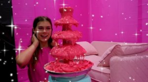 Черный или Розовый? 🎀 VS 🖤 Настя и Артем Играют в Челлендж