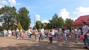 флешмоб Широка страна моя родная