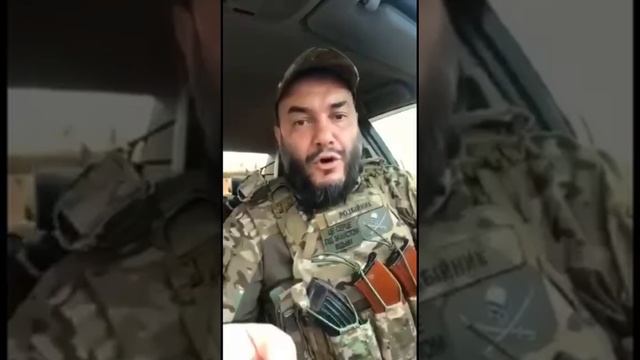 Что-то по свинячьи этот хряк визжит...а мне весело)