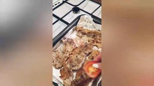 Свиные стейки? под сыром? в духовке?