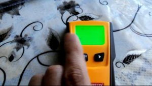 Прибор для поиска скрытой электропроводки(также предметов из дерева и металла)