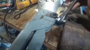 легко и быстро поставить скобу  Passat b3 Т4