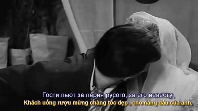 Над рекой калина спелая (Kim ngân chín bên sông) Исп.Наталия Муравьева (Subtitles) смотреть онлайн