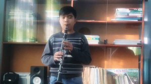 Игра на Кларнете!! Ученик музыкальной школы номер 4 город Исфара Таджикистан