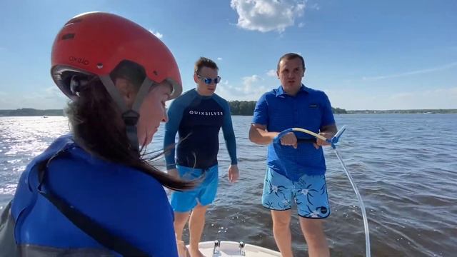 Как встать на ВЕЙКБОРД.  Первый опыт. Vlog.