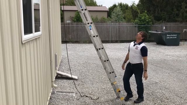 Lifting an Extension Ladder and Safe Climbing Practices- Warsaw, Syracuse, Goshen, Columbia City смотреть онлайн