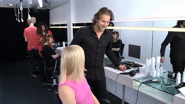 Philips Care Straight & Curl смотреть онлайн