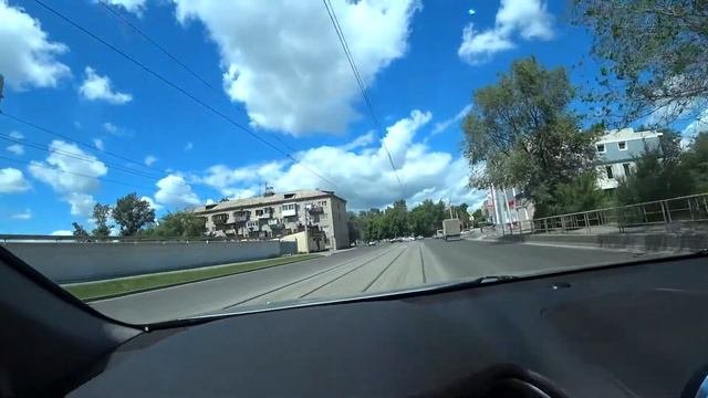 Разворот на трамвайных путях