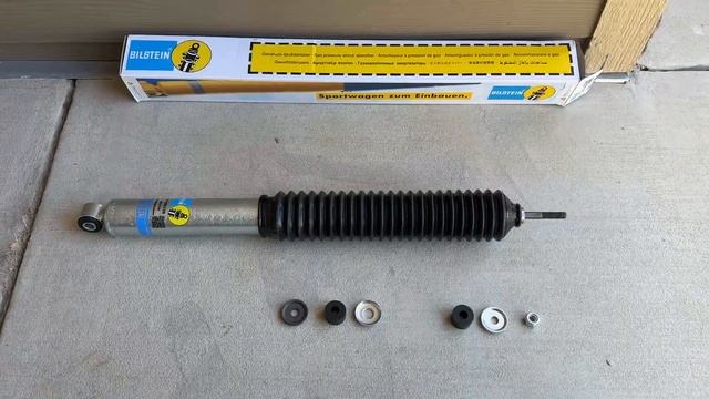 How to Replace Rear Shocks Tacoma 2005-2023 (Bilstein 5100) смотреть онлайн