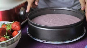 Чизкейк с клубникой.