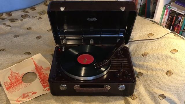 Песенка дятла (полька) Джаз-оркестр ВРК под упр. А. Н. Цфасмана смотреть онлайн