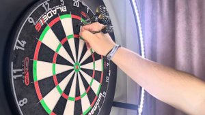 Обзор дротиков для дартс Winmau Daryl Gurney Special Edition