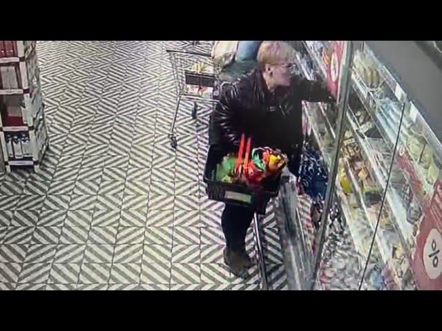 Полиция разыскивает похитительниц колбасы и сыра в Екатеринбурге смотреть онлайн