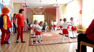 Упражнения со степами средняя группа