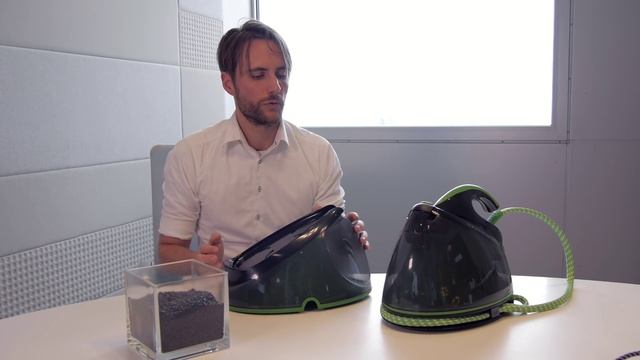 Showcase Philips - Design with recycled plastics смотреть онлайн